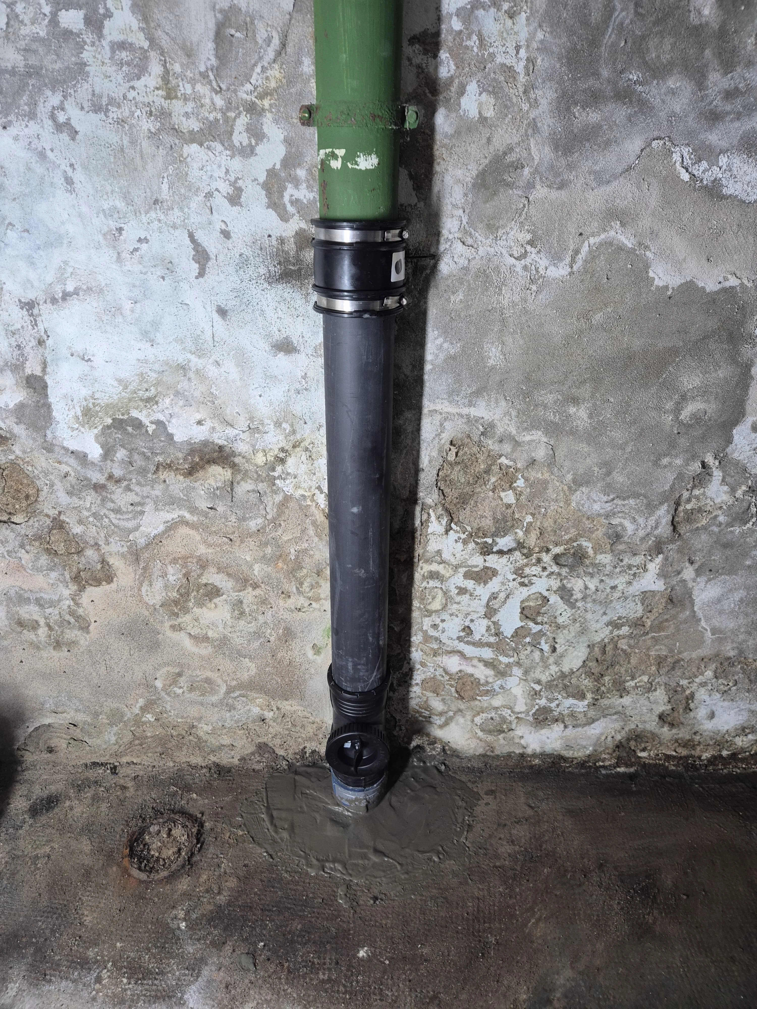 Wasserrohr Installation - Kupfer und Mehrschichtverbund
